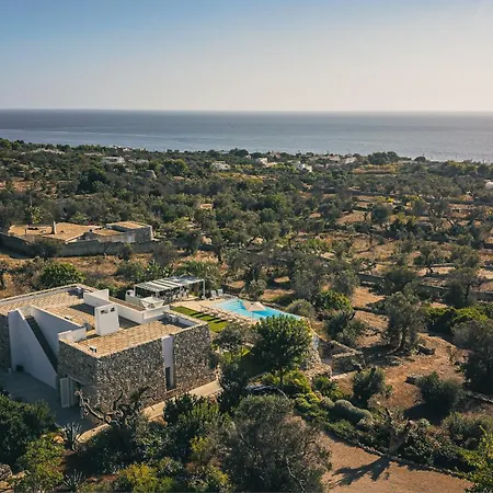 La Pupazza 8, Emma Villa Castrignano del Capo