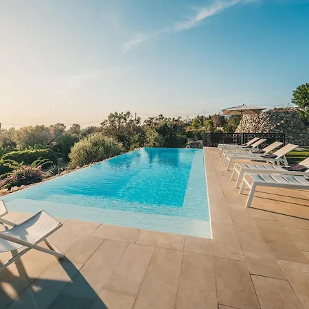 Villa La Pupazza 8, Emma Castrignano del Capo