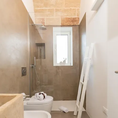 La Pupazza 8, Emma Villa Castrignano del Capo